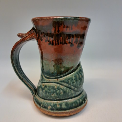 Click to view detail for #241129 Hot/Cold Mug Green/Red $19